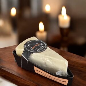 Myrdal Kvit Geitost med trøffel