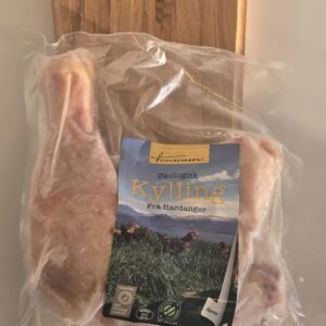 Økologisk kyllinglår frå Homlagarden